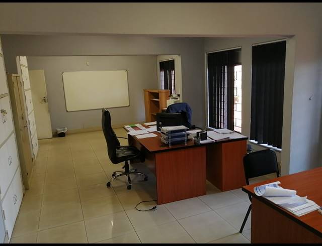 4,500M² WAREHOUSE FOR SALE IN VULCANIA
